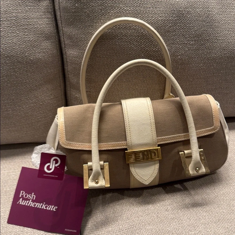Auth Fendi Zucca Brown Monogram Shadow Shoulder Bag beige and white